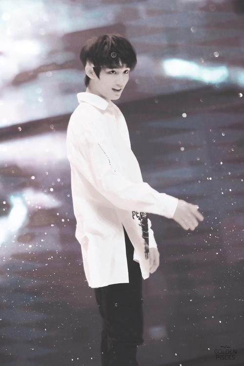 丁程鑫的表演瞬间镜头 丁程鑫的表演瞬间镜头 - BIM,Reivt中文网