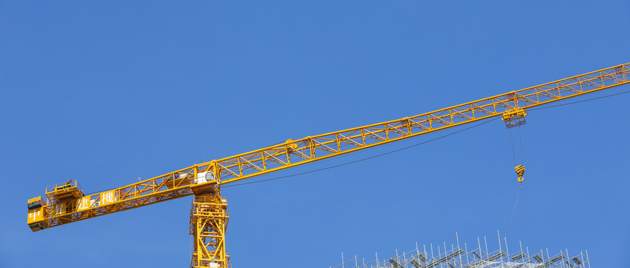 1642584551503689.jpg 摄图网_501389560_wx_建设工地的塔吊(非企业商用).jpg