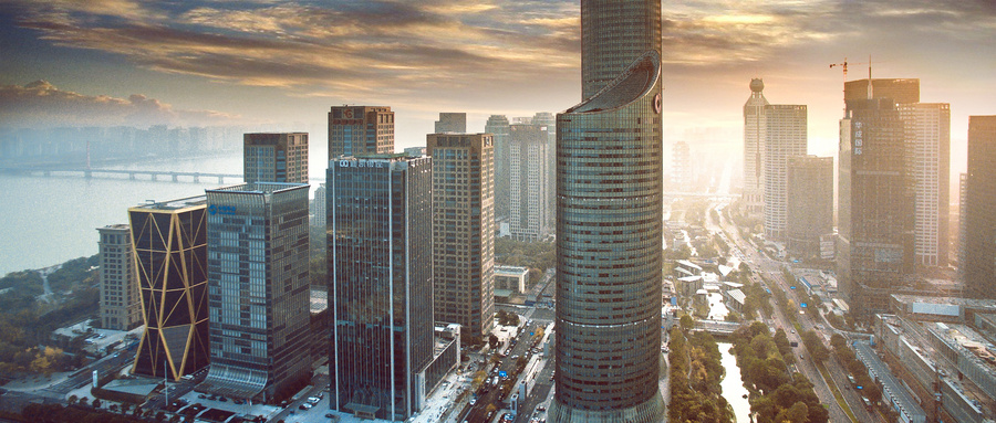 1655970795804885.jpg 摄图网_500412144_wx_壮丽城市傍晚全景(非企业商用).jpg